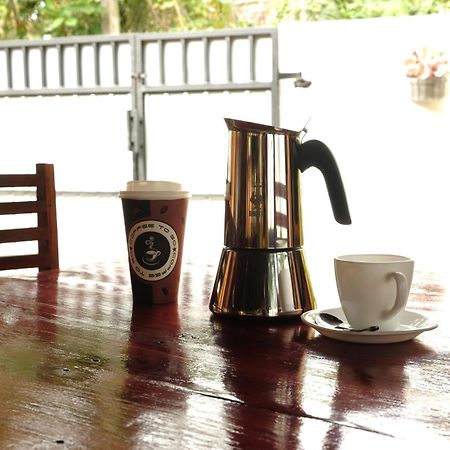 Menaka Homestay Tangalle Exterior photo