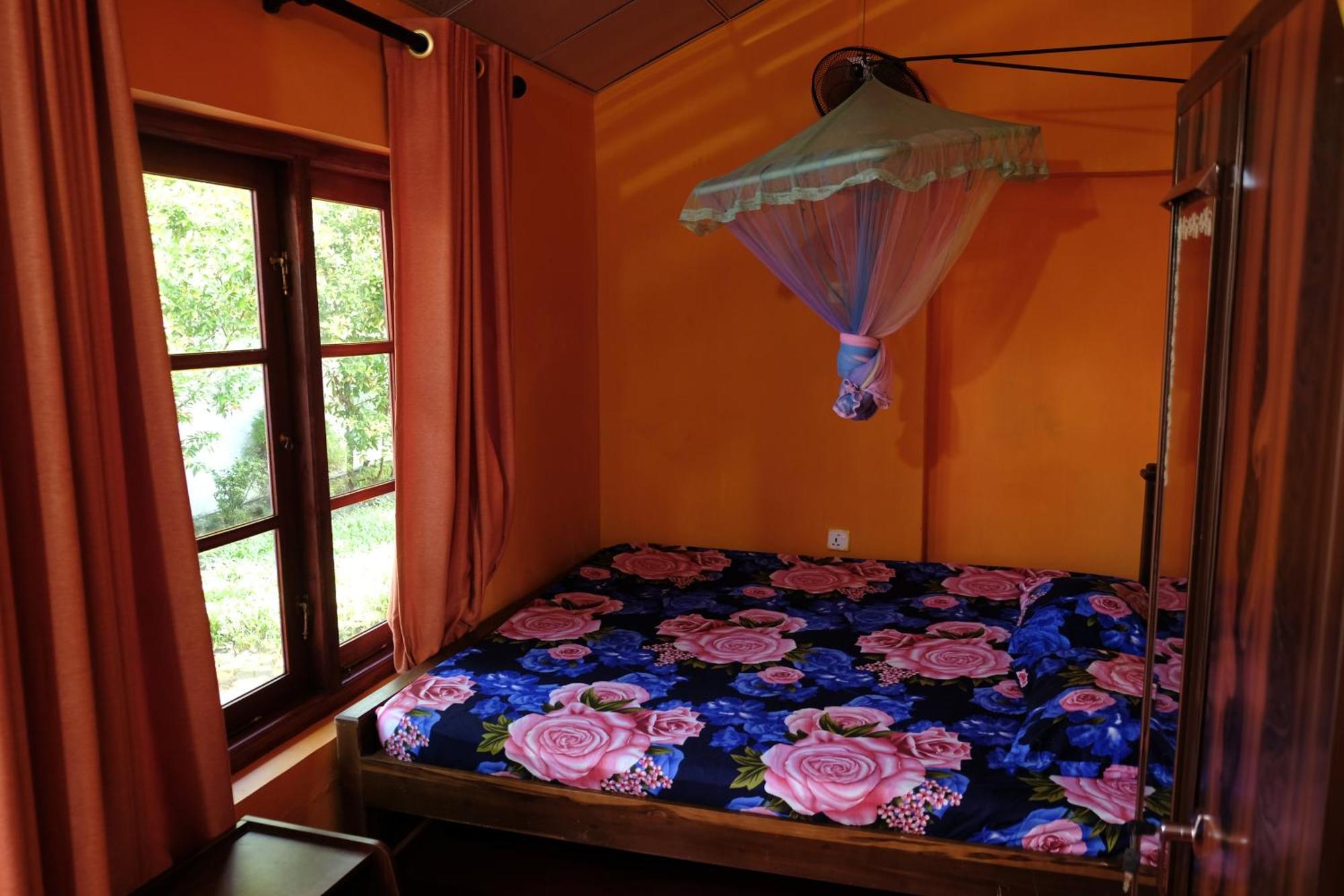 Menaka Homestay Tangalle Exterior photo